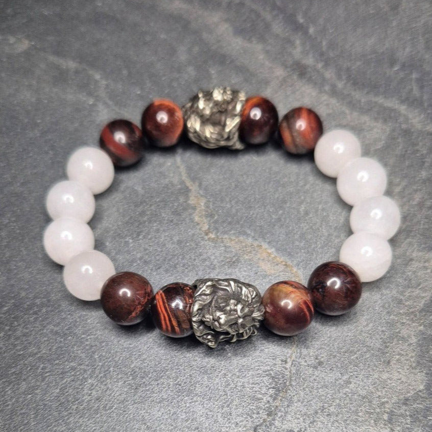 Herrenarmband aus rotem Tigerauge und weißem Quarz, silberfarbener Löwenkopf, Perlengröße 12mm, handgefertigt