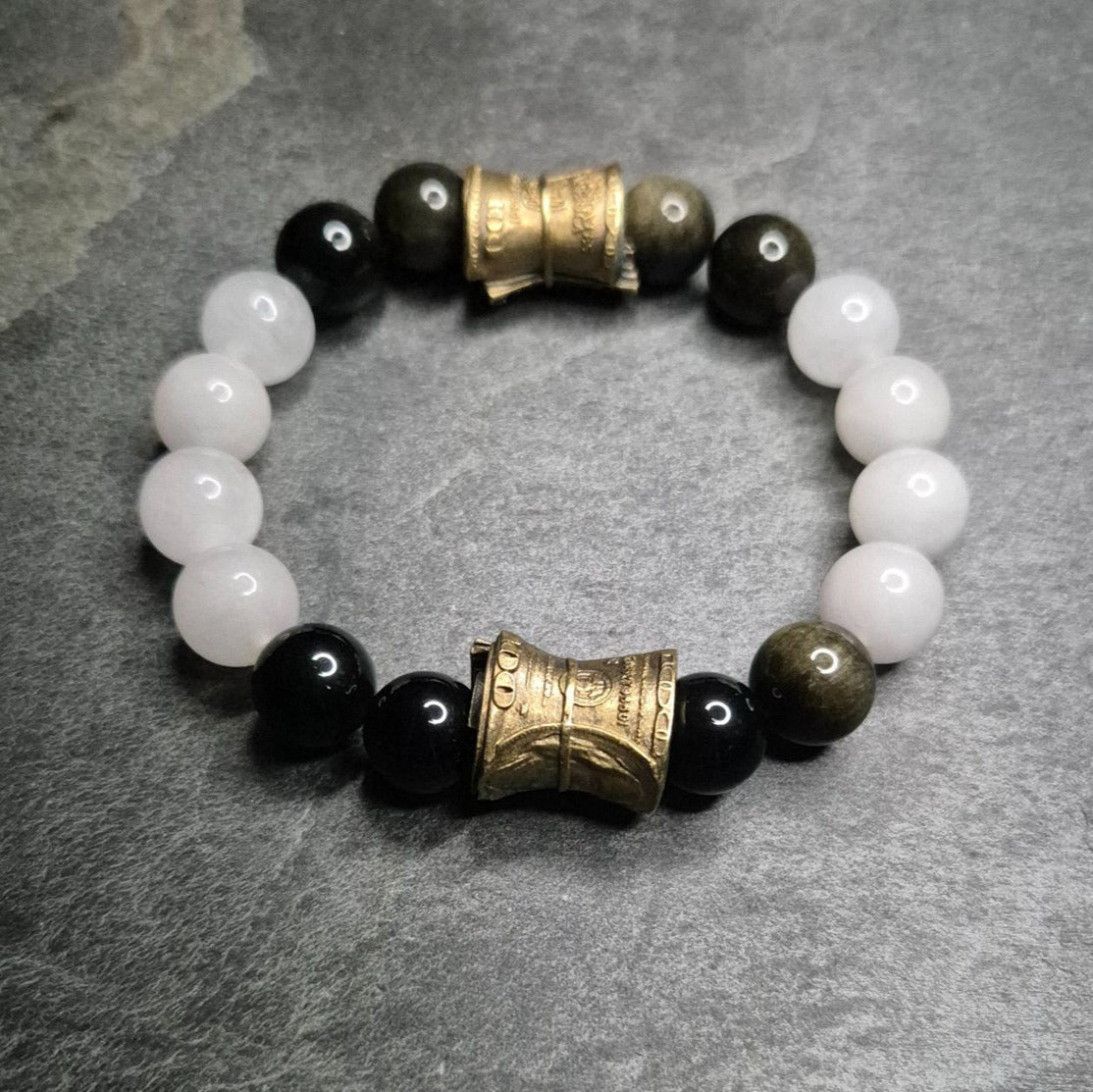 SKULL ROYAL Armband mit charakteristischem Design aus echten Steinen und goldfarbenem Messing